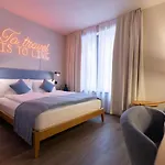 Terra Boutique * Tirano