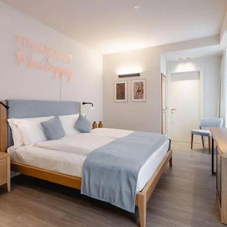 Terra Boutique Tirano